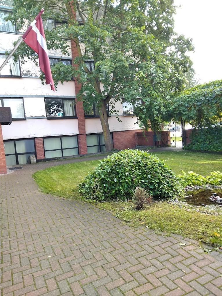 Park Hotel Ķekava Exterior foto